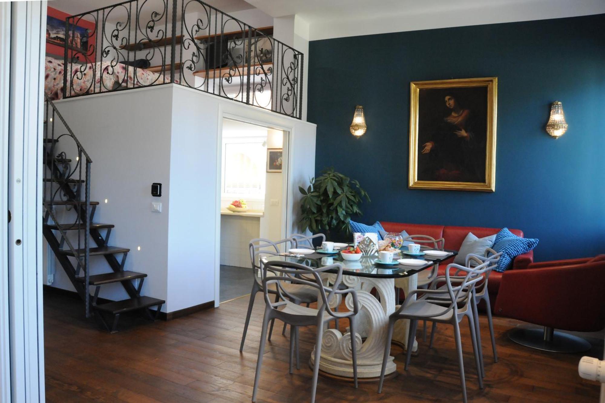 A Casa Di Lu, Al Colosseo - Guest House Рим Экстерьер фото
