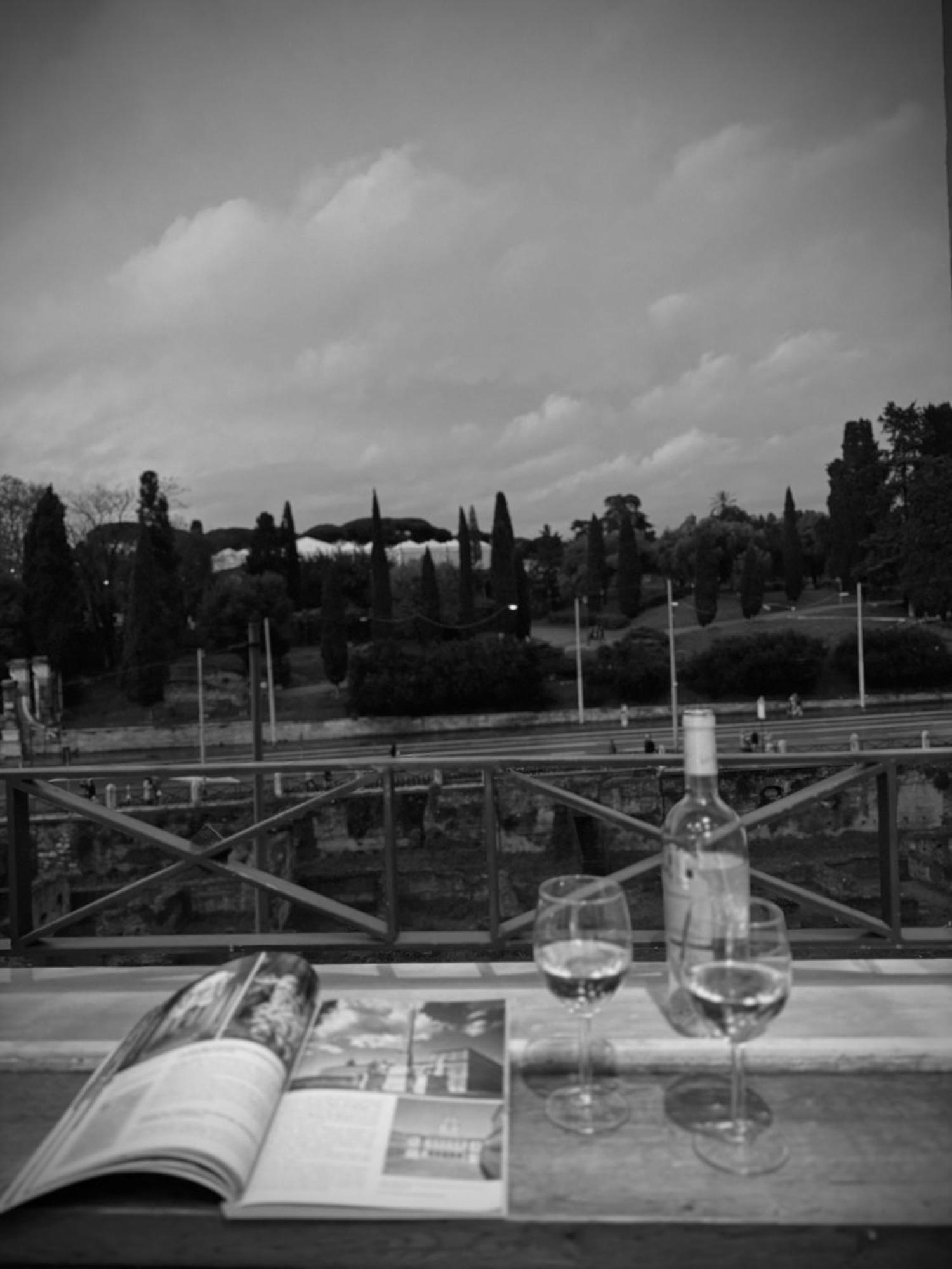 A Casa Di Lu, Al Colosseo - Guest House Рим Экстерьер фото